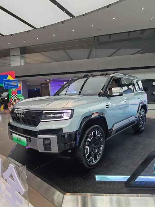 佛山340比亚迪方程豹硬派越野的爆款，英菲尼迪35周年与你共成长